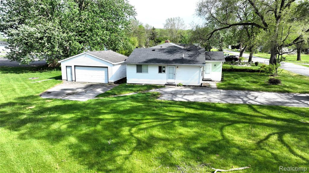 580 Sherman Road, Carrollton Township, MI 48604