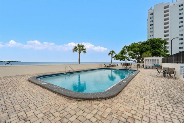 7100 SUNSHINE SKYWAY LANE S 701, St Petersburg, FL 33711