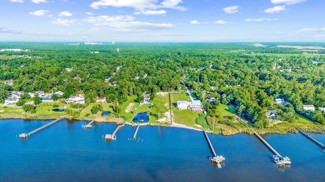 815 Front St Unit 2I, Georgetown, SC 29440