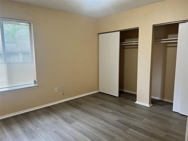 12935 Knotty Glen Lane, Houston, TX 77072