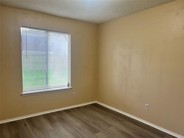 12935 Knotty Glen Lane, Houston, TX 77072