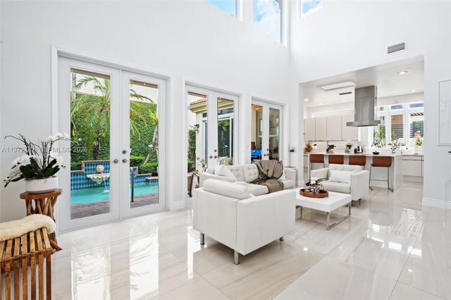 20815 NE 37th Ct, Aventura, FL 33180