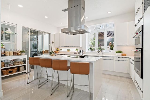 20815 NE 37th Ct, Aventura, FL 33180