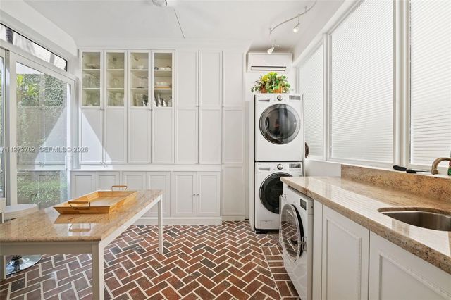 20815 NE 37th Ct, Aventura, FL 33180