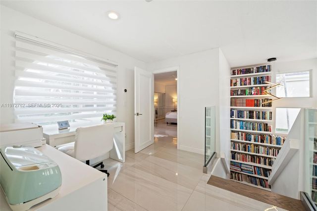 20815 NE 37th Ct, Aventura, FL 33180