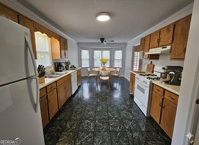 20 Brooke Place, Newnan, GA 30265