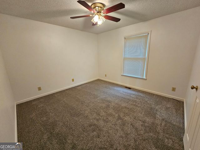 20 Brooke Place, Newnan, GA 30265