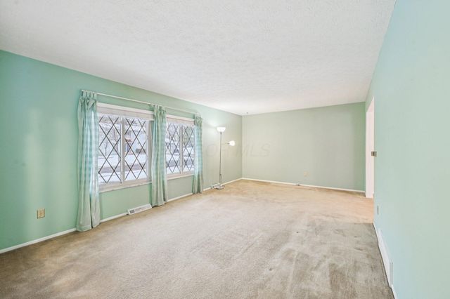 488 Uxbridge Avenue, Columbus, OH 43230