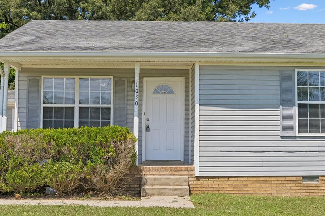 1030 Bush Ave, Oak Grove, KY 42262