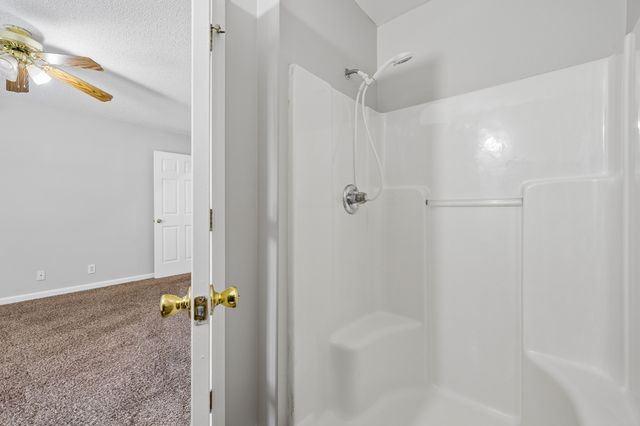1030 Bush Ave, Oak Grove, KY 42262