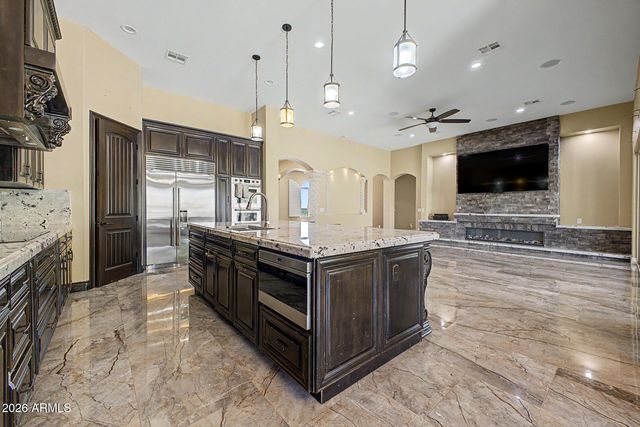 22516 W SOUTH MOUNTAIN Avenue, Buckeye, AZ 85326