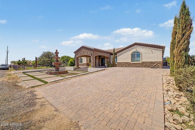 22516 W SOUTH MOUNTAIN Avenue, Buckeye, AZ 85326