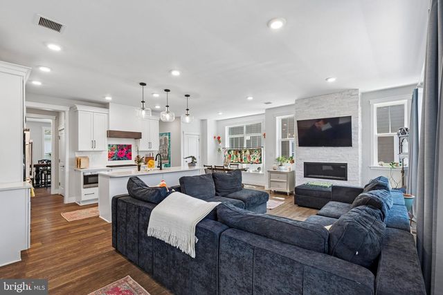 122 N PROVIDENCE RD, Media, PA 19063