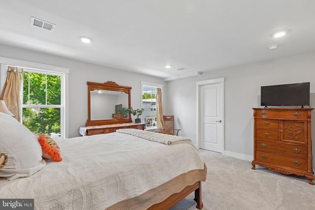 122 N PROVIDENCE RD, Media, PA 19063