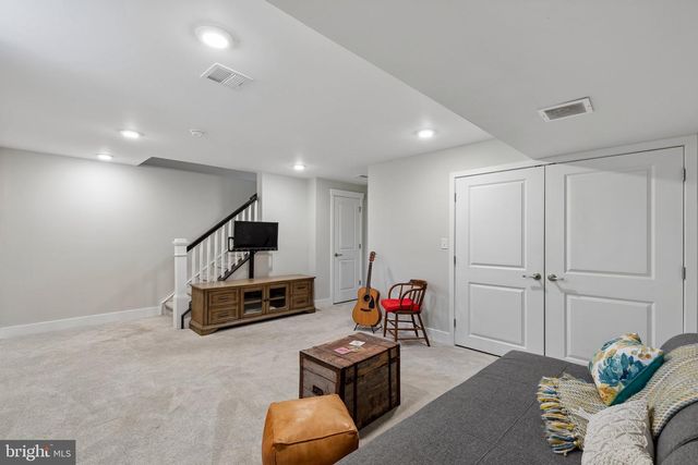 122 N PROVIDENCE RD, Media, PA 19063