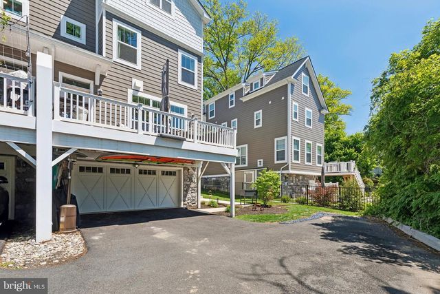 122 N PROVIDENCE RD, Media, PA 19063