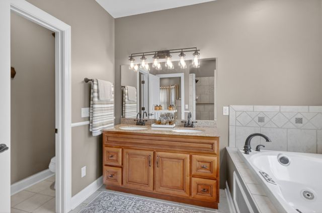 103 Bloomsbury Dr, Portland, TN 37148