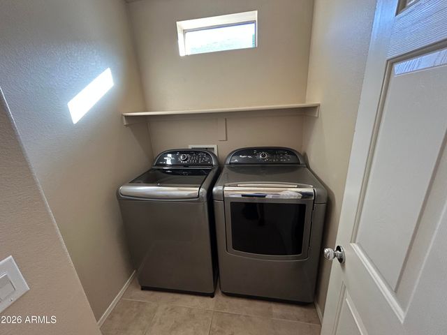 2725 E MINE CREEK Road 2248, Phoenix, AZ 85024