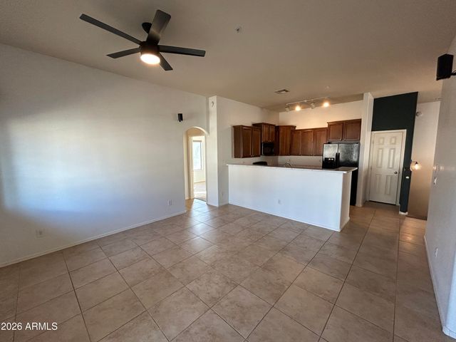 2725 E MINE CREEK Road 2248, Phoenix, AZ 85024