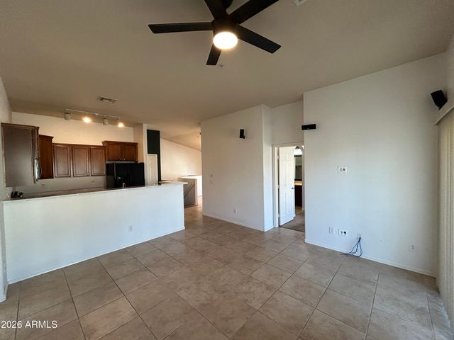 2725 E MINE CREEK Road 2248, Phoenix, AZ 85024