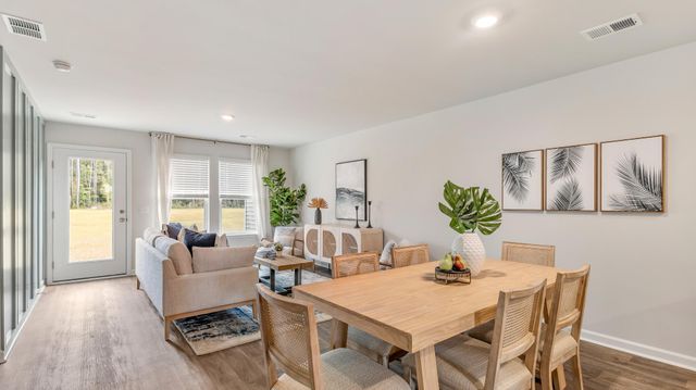 136 Broadstone Drive, Summerville, SC 29486