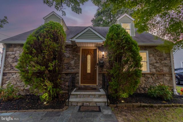 263 BARNSLEY AVE, Morrisville, PA 19067
