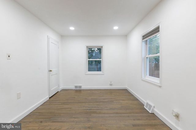 263 BARNSLEY AVE, Morrisville, PA 19067