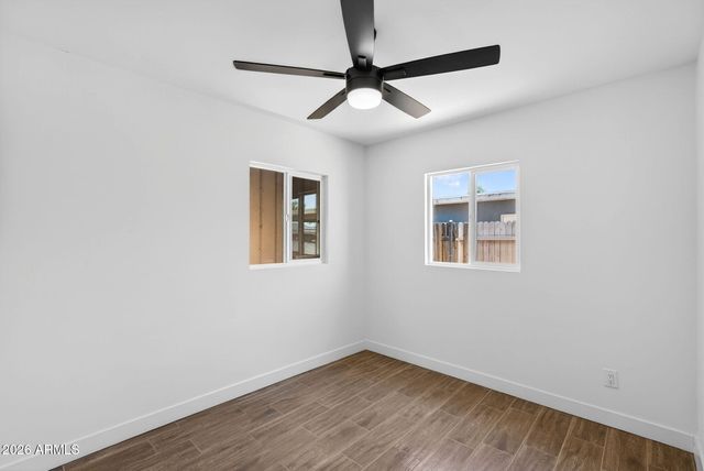 5011 W FLYNN Lane, Glendale, AZ 85301