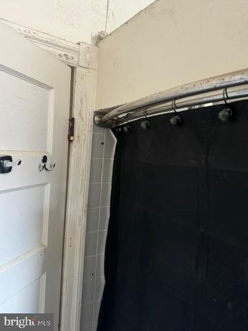 5512 N 6TH ST, Philadelphia, PA 19120