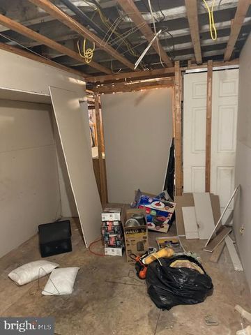 5512 N 6TH ST, Philadelphia, PA 19120