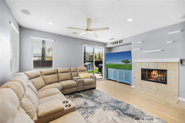 28396 Brantley Court, Menifee, CA 92585