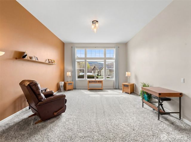 48 Luther Court, Malaga, WA 98828