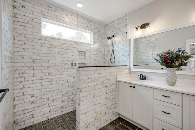 140 Godfrey Drive 135 B, Mc Cormick, SC 29835