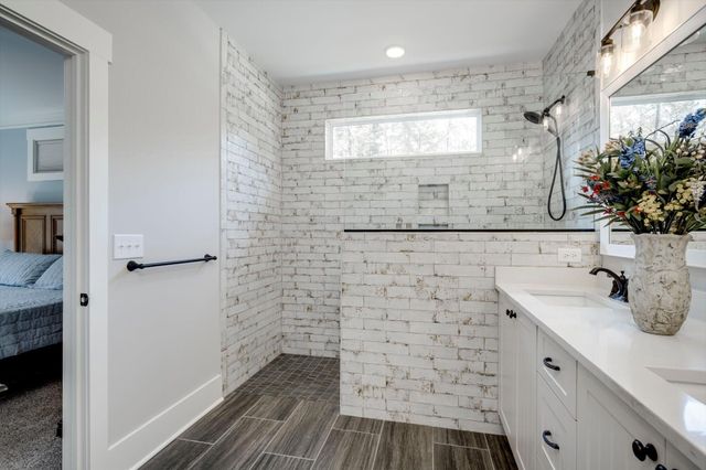 140 Godfrey Drive 135 B, Mc Cormick, SC 29835