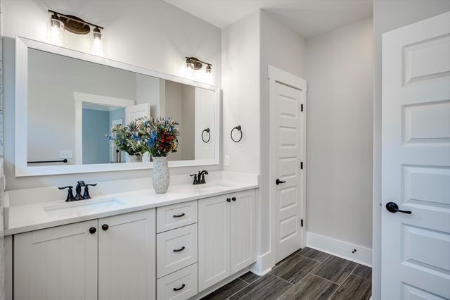 140 Godfrey Drive 135 B, Mc Cormick, SC 29835