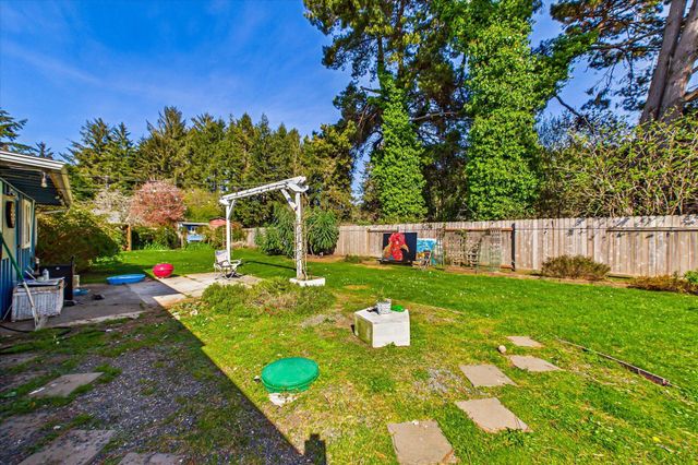4171 Central Avenue, Mckinleyville, CA 95519