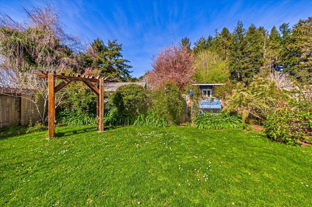 4171 Central Avenue, Mckinleyville, CA 95519