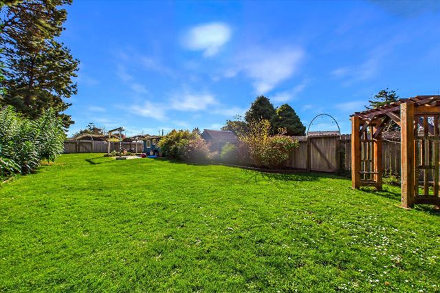 4171 Central Avenue, Mckinleyville, CA 95519