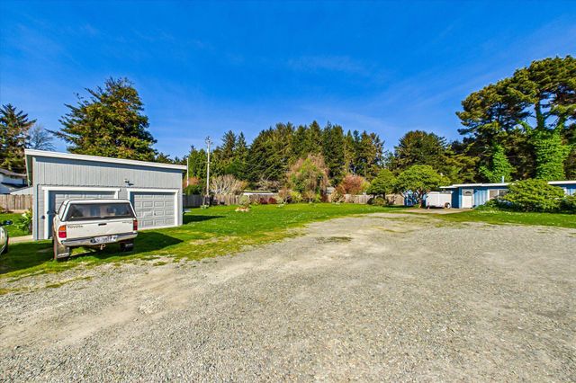 4171 Central Avenue, Mckinleyville, CA 95519