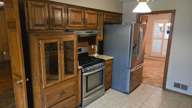 2567 INVERARY DR, Memphis, TN 38119