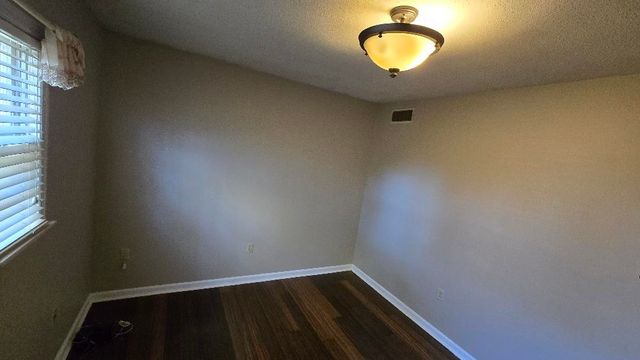 2567 INVERARY DR, Memphis, TN 38119