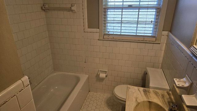 2567 INVERARY DR, Memphis, TN 38119