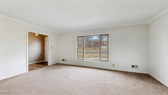 9812 Boxford Ct, Louisville, KY 40242