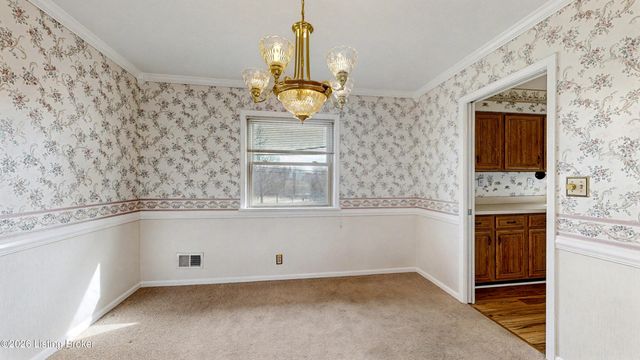 9812 Boxford Ct, Louisville, KY 40242