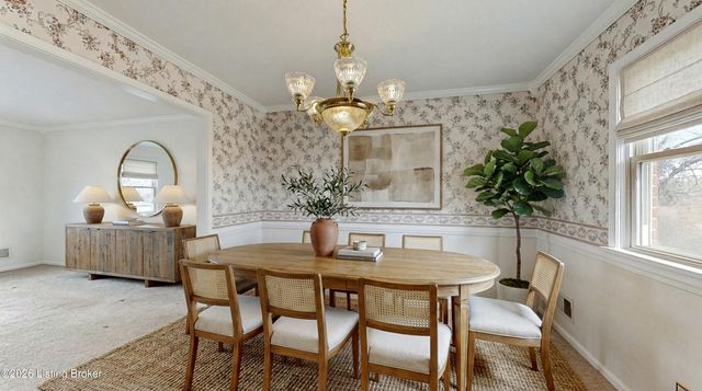 9812 Boxford Ct, Louisville, KY 40242