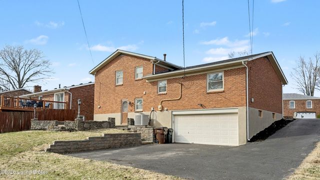 9812 Boxford Ct, Louisville, KY 40242