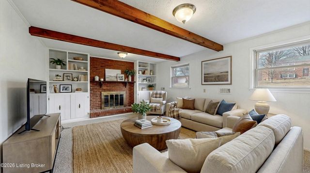 9812 Boxford Ct, Louisville, KY 40242