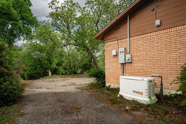 5000 Circle Ridge Drive W, Fort Worth, TX 76114