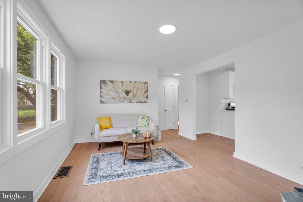 48 ROBERTS AVE, CLAYTON, NJ 08312 — photo 4