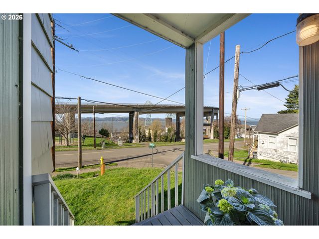 301 ALAMEDA Ave, Astoria, OR 97103